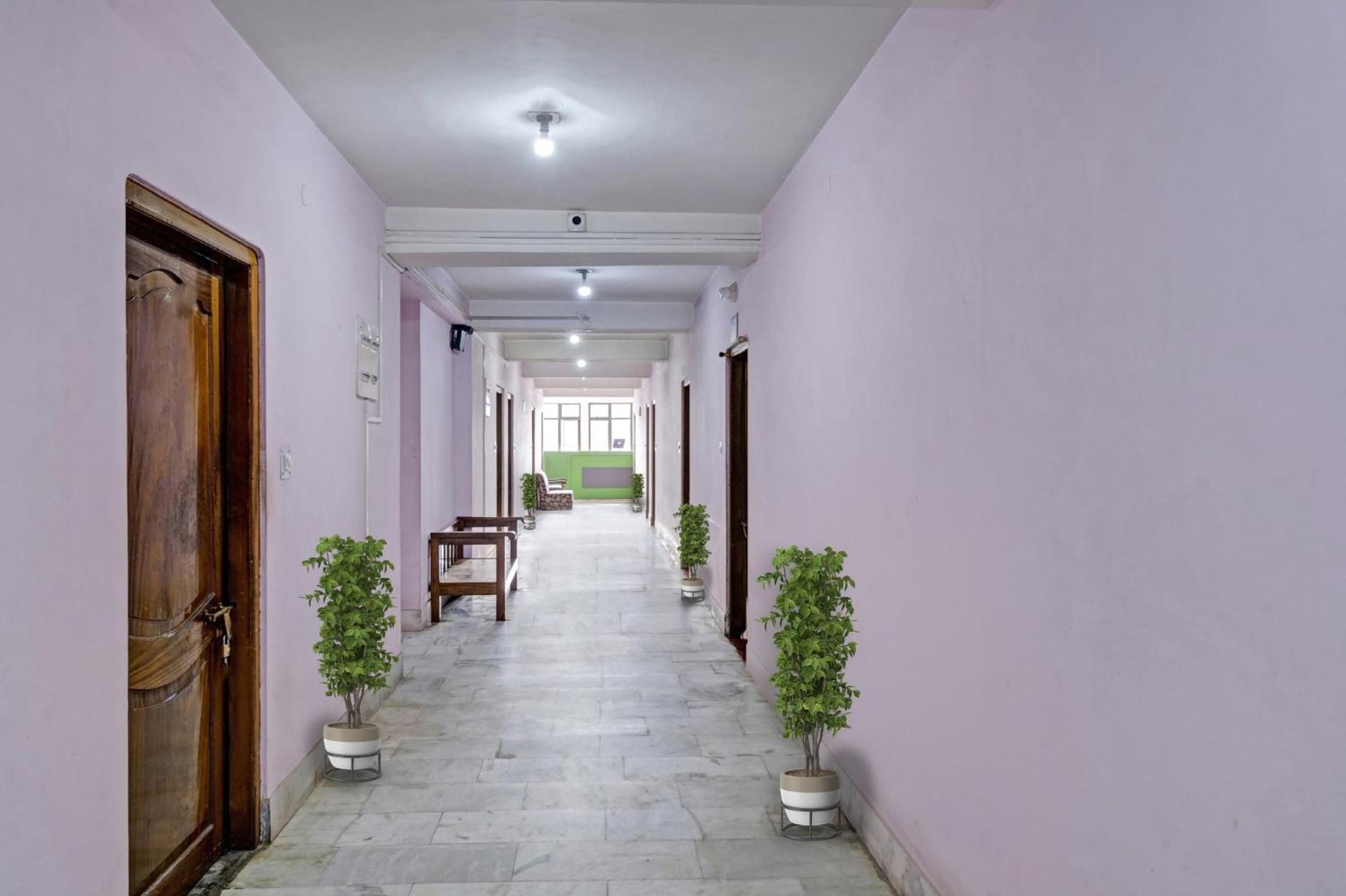 Hotel O Evergreen Guest House Shillong Exteriör bild